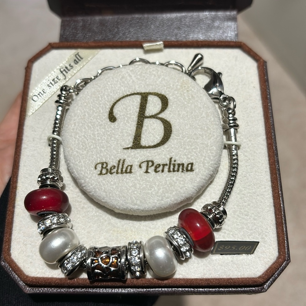 Bella Perlina Charm Bracelet NIB NEW